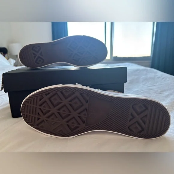 Converse Women's White High-Top Platform Western Sneaker, NWT! - Picture 10 of 10